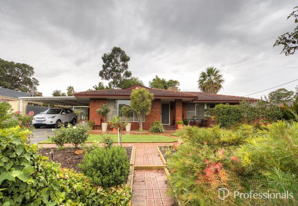 61 Mahonia Way, Forrestfield, WA 6058