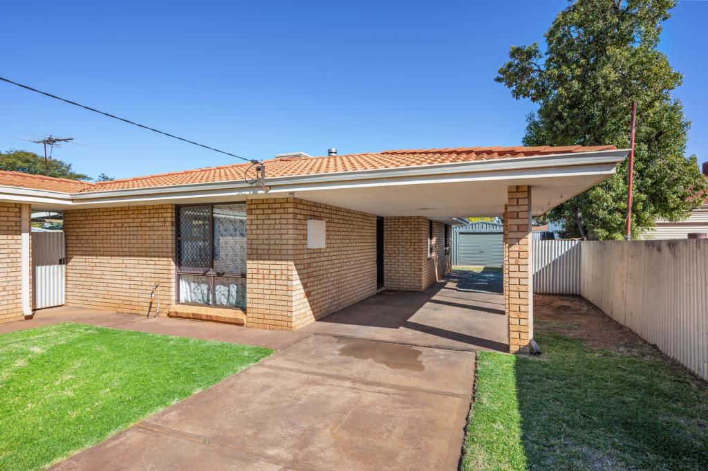 33b Hawkins St, West Lamington, WA 6430