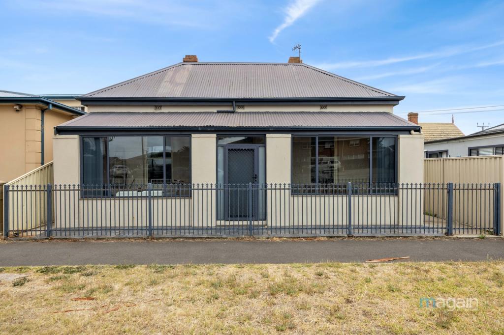 45 VICTORIA ST, VICTOR HARBOR, SA 5211