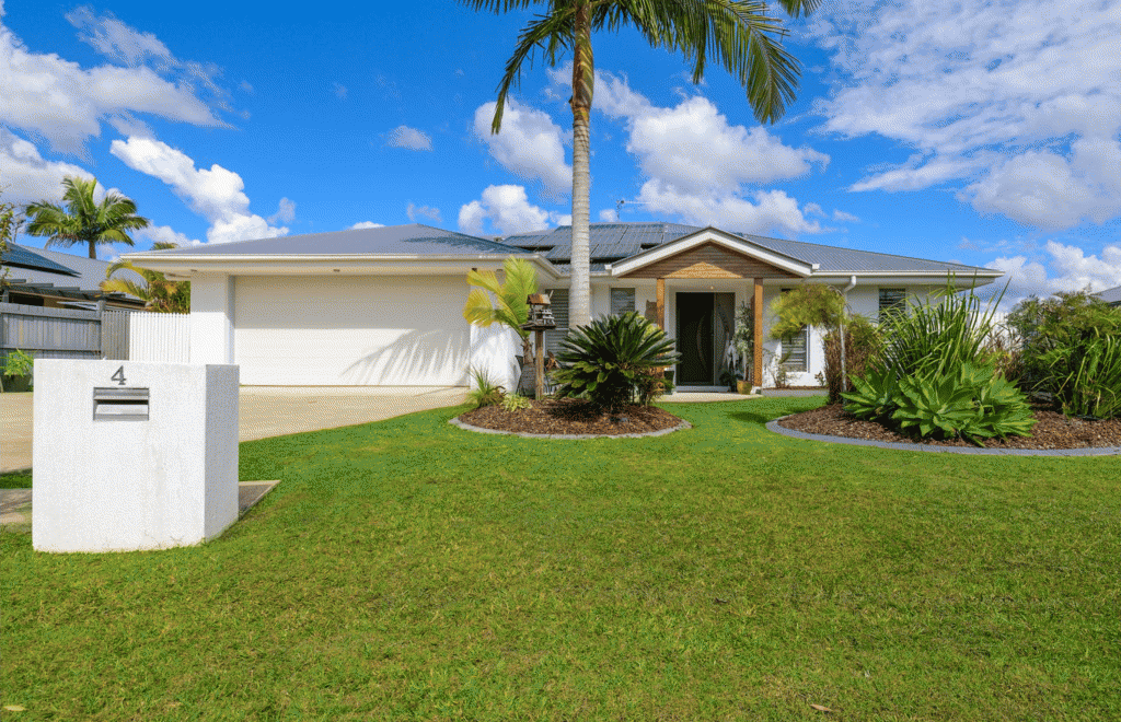 4 Habitat Cct, Cooloola Cove, QLD 4580