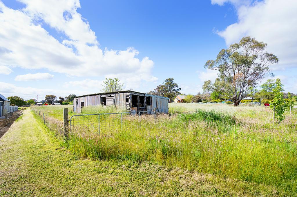  Woods St, Moonambel, VIC 3478