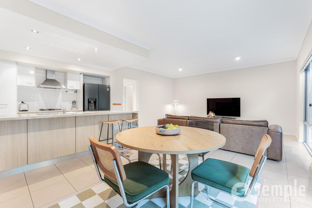 10/18 Jacksonia Prom, Success, WA 6164