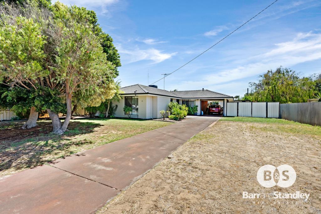 31 Ganfield St, Carey Park, WA 6230
