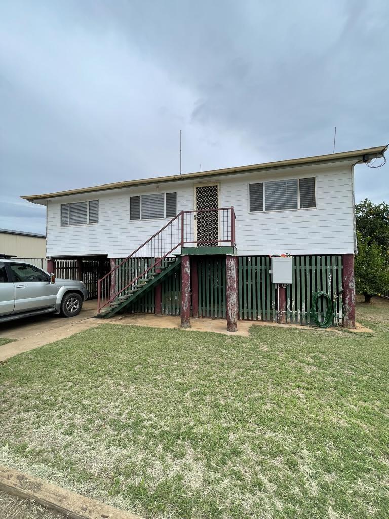 10 Karmoo St, Clermont, QLD 4721
