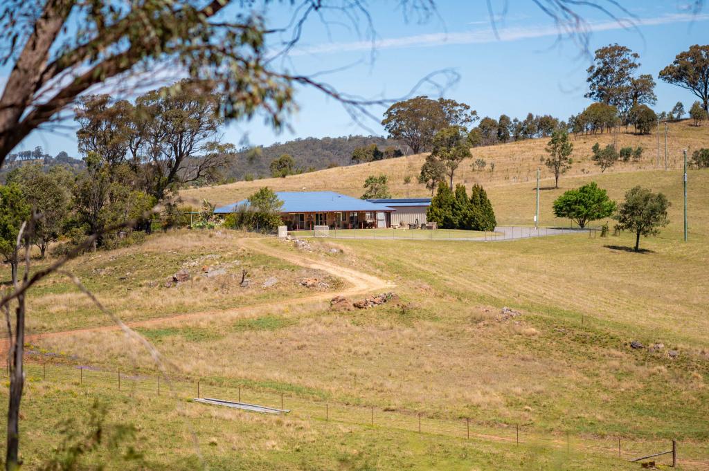 4 Brown Rd, Dalveen, QLD 4374