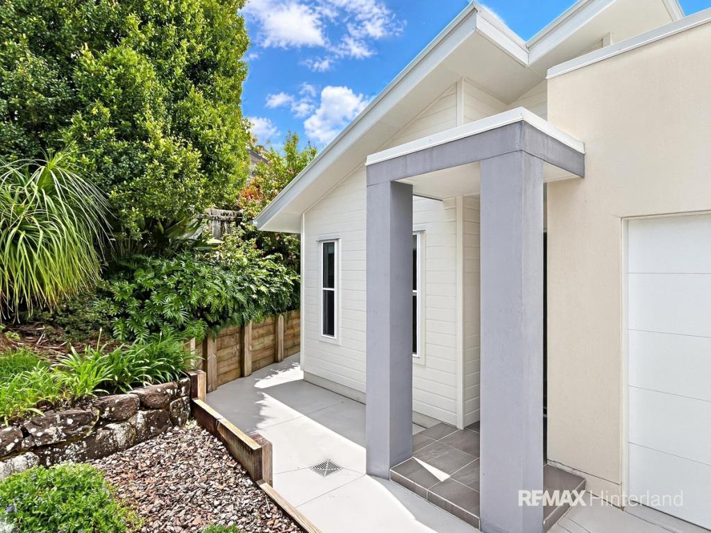 1/2 Morven Pl, Maleny, QLD 4552