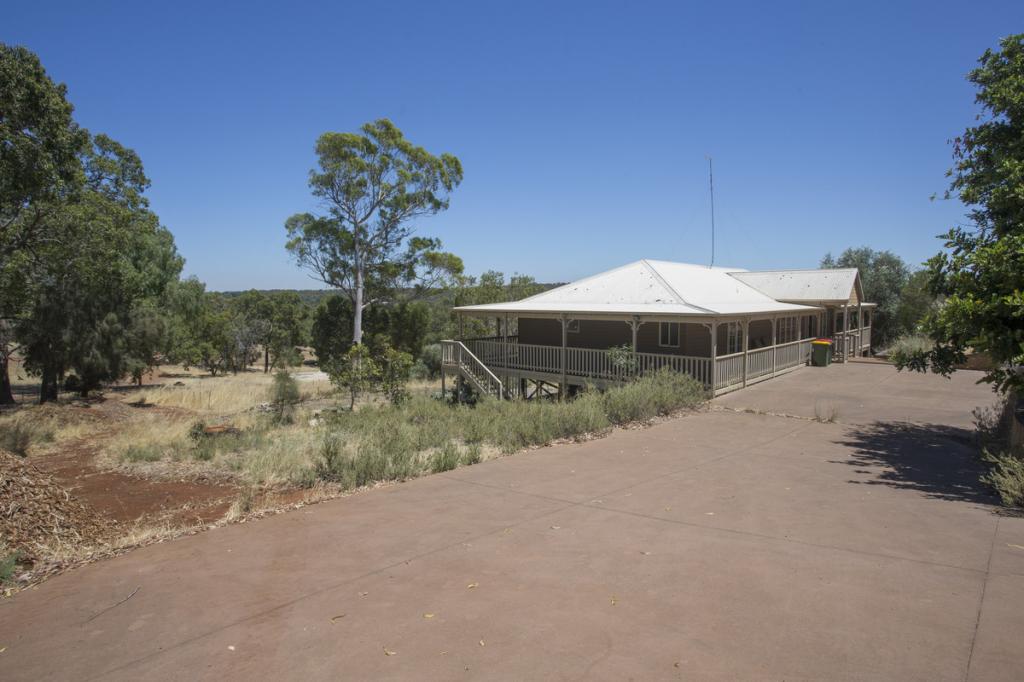 82 RIDGETOP RMBL, BINDOON, WA 6502