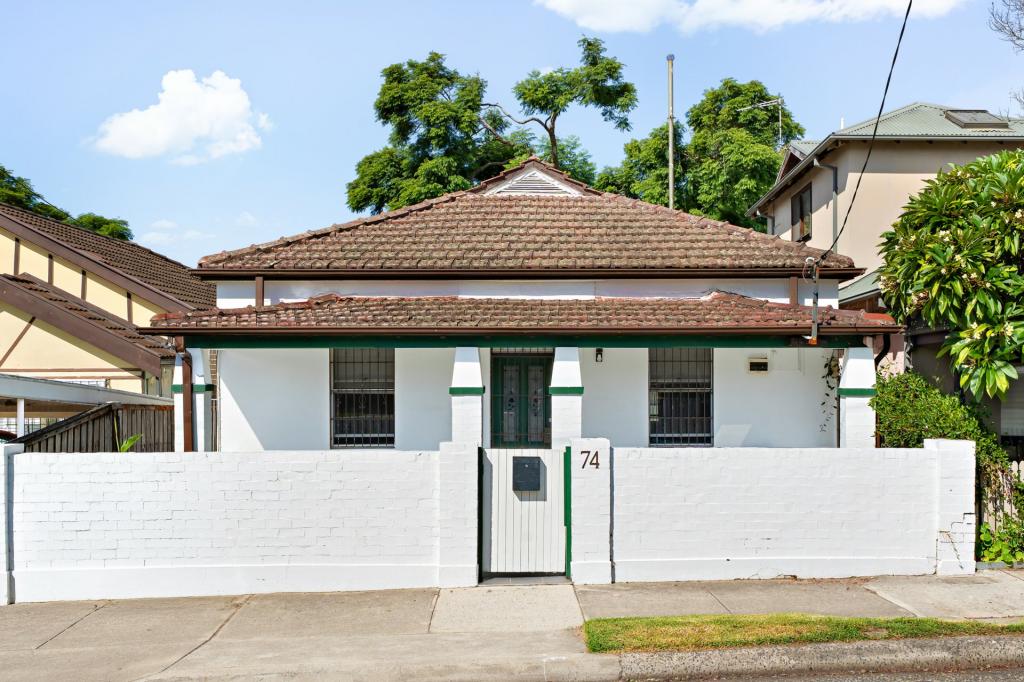 74 Cheltenham Rd, Croydon, NSW 2132