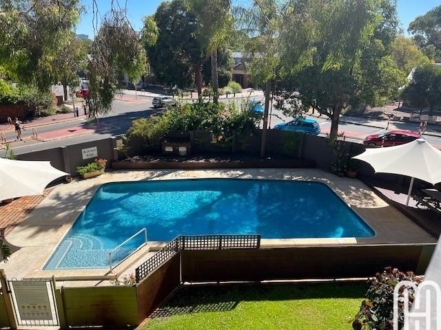 18/143 Onslow Rd, Shenton Park, WA 6008