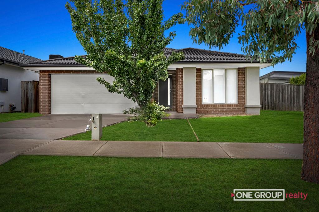 4 Janoli St, Mickleham, VIC 3064