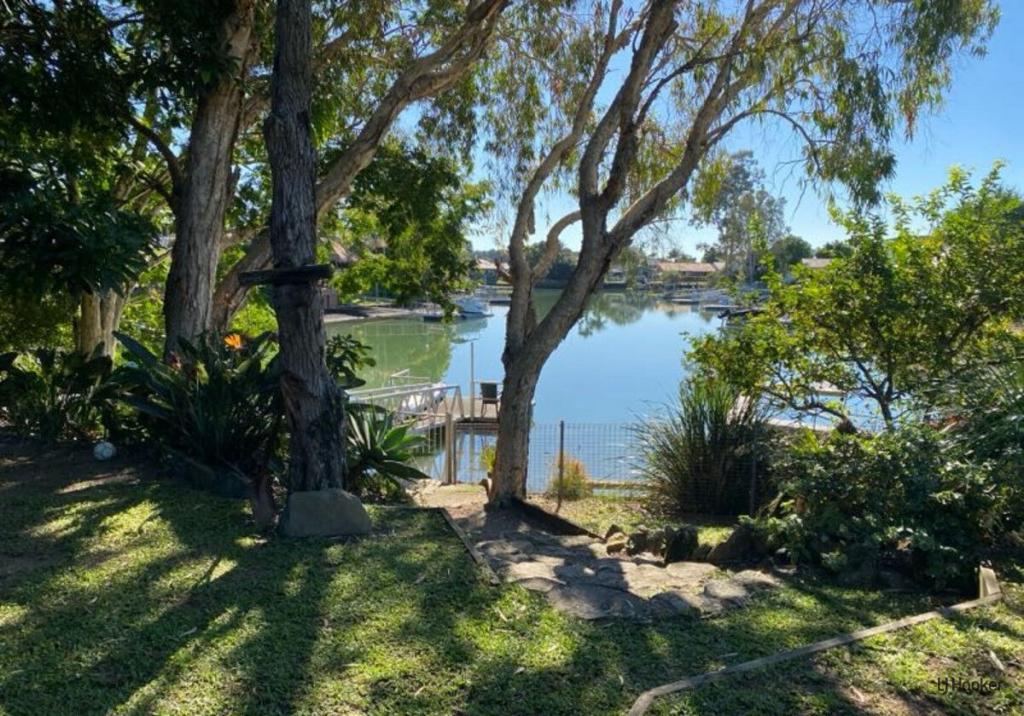 15 Drumfish Dr, Currumbin Waters, QLD 4223