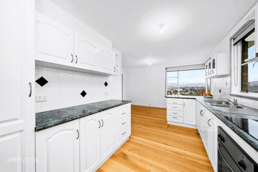 10 Nilpena St, Mornington, TAS 7018