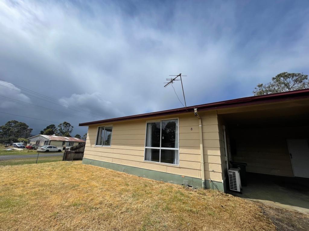 8 Austral St, Zeehan, TAS 7469