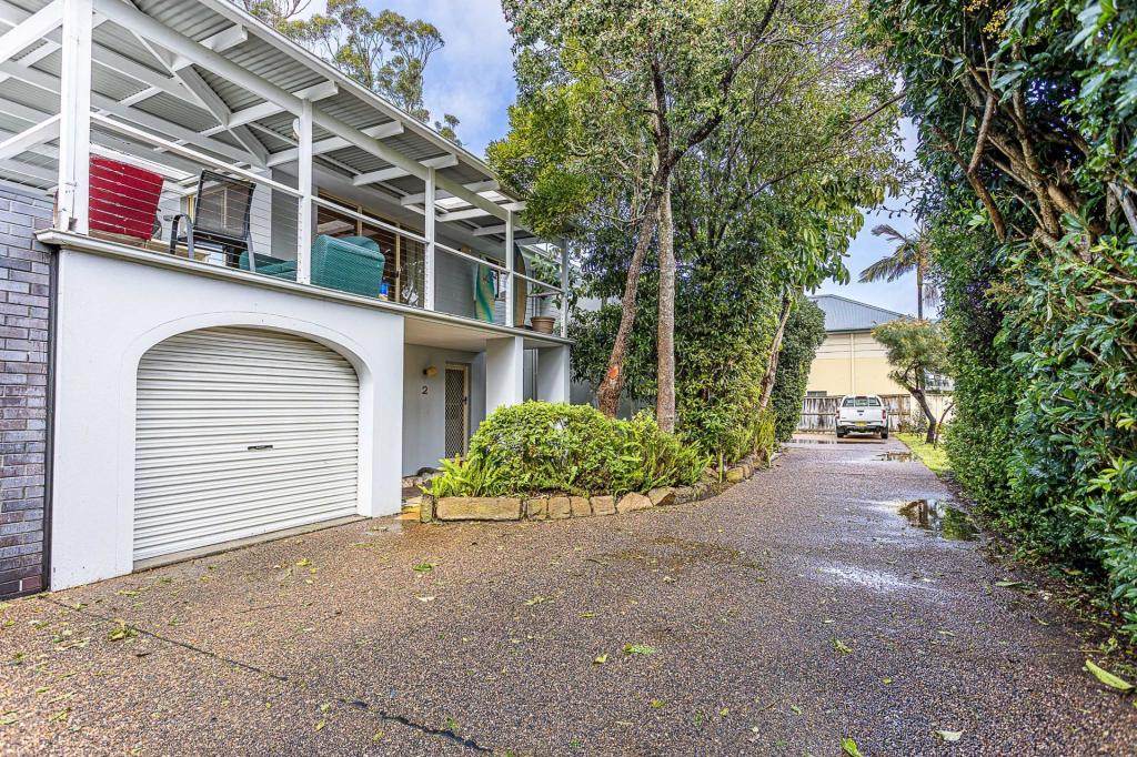 2/6 BOONER ST, HAWKS NEST, NSW 2324