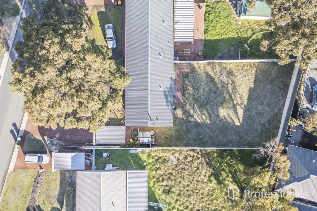33 Rochford Way, Girrawheen, WA 6064