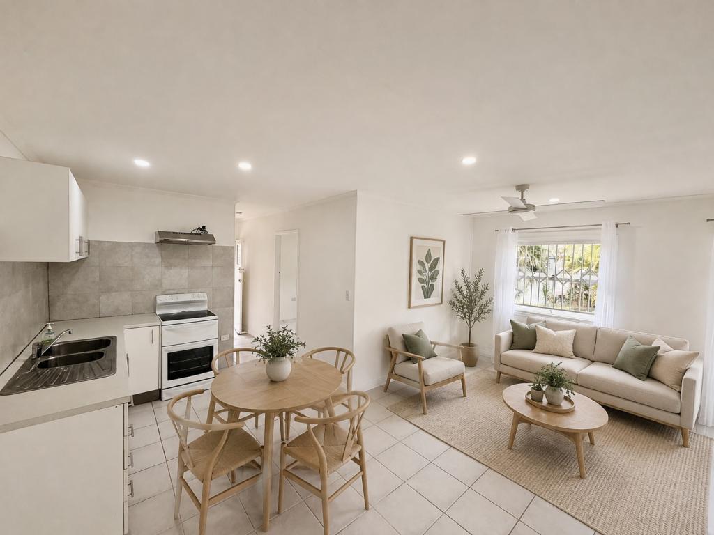 1/9 Ahern St, Labrador, QLD 4215
