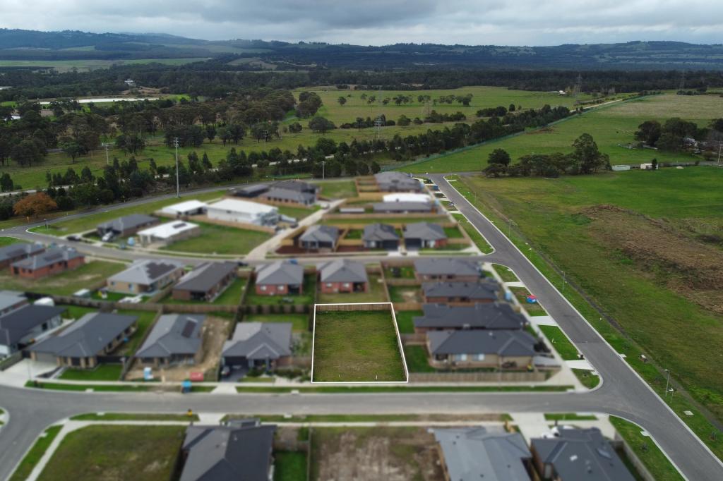 15 Wedge St, Morwell, VIC 3840