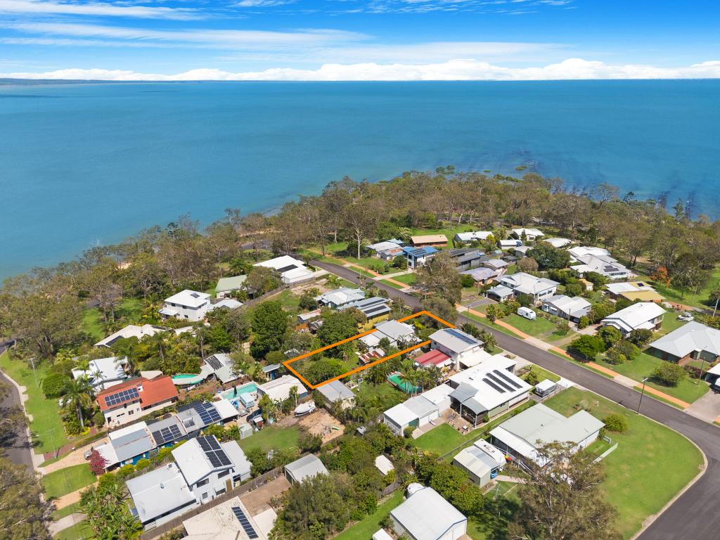 9 Mant St, Point Vernon, QLD 4655