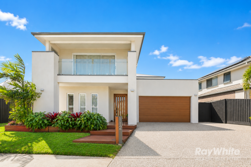 112 Lakeview Prom, Newport, QLD 4020