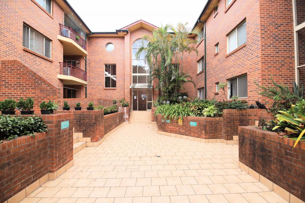 12/8-10 Weigand Ave, Bankstown, NSW 2200