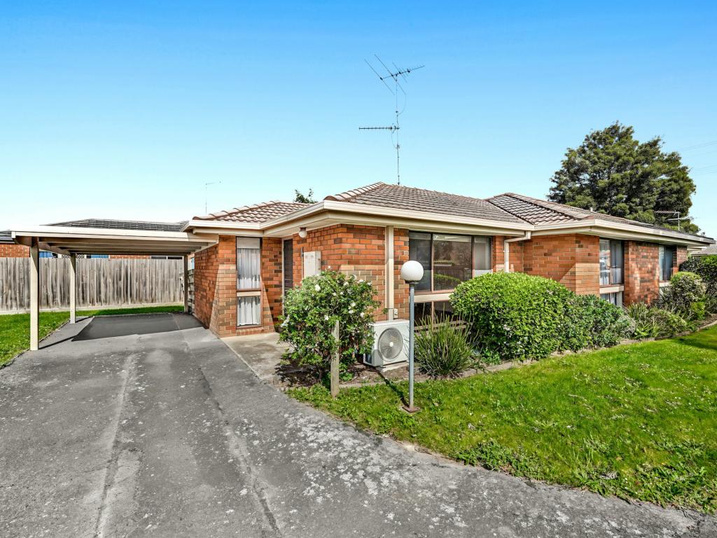 2/7-9 KING ST, PAKENHAM, VIC 3810