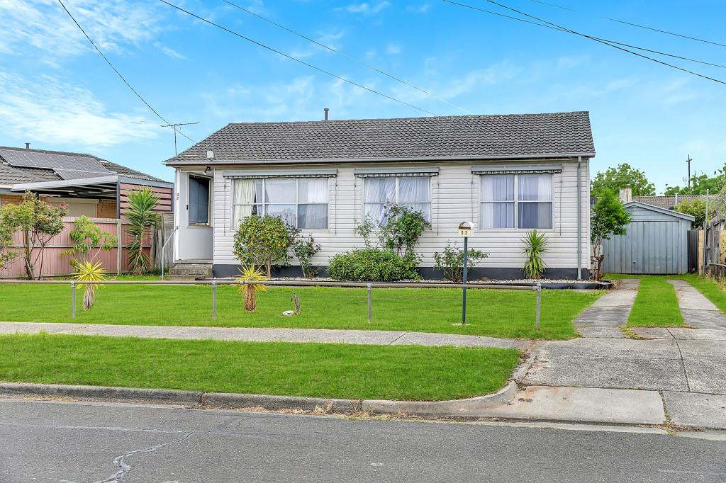 32 Mildura Cres, Dallas, VIC 3047