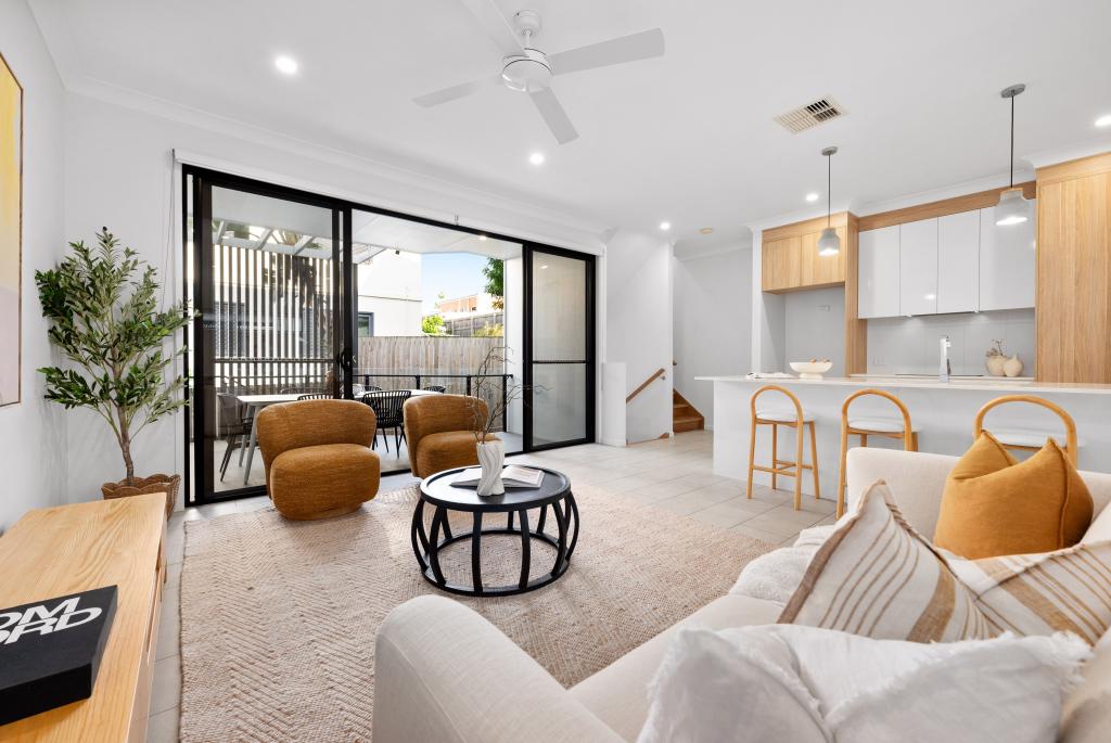 7/26-30 Waratah Ave, Carina, QLD 4152