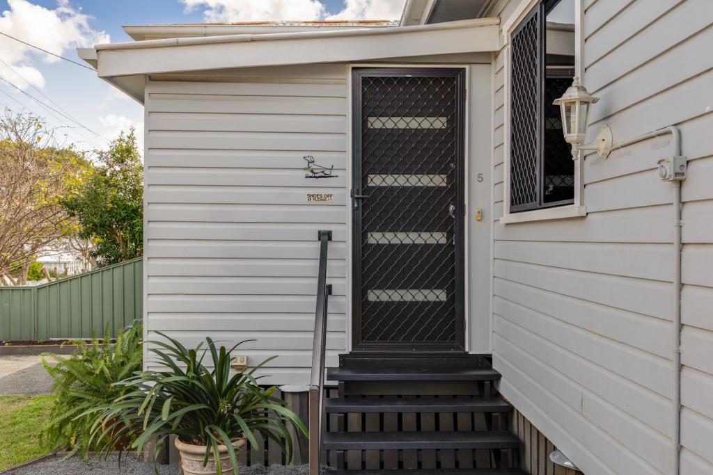 5 Chamberlain St, North Toowoomba, QLD 4350