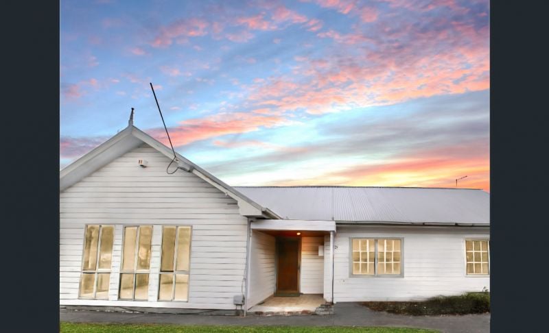 129-131 ROSAMOND RD, MAIDSTONE, VIC 3012