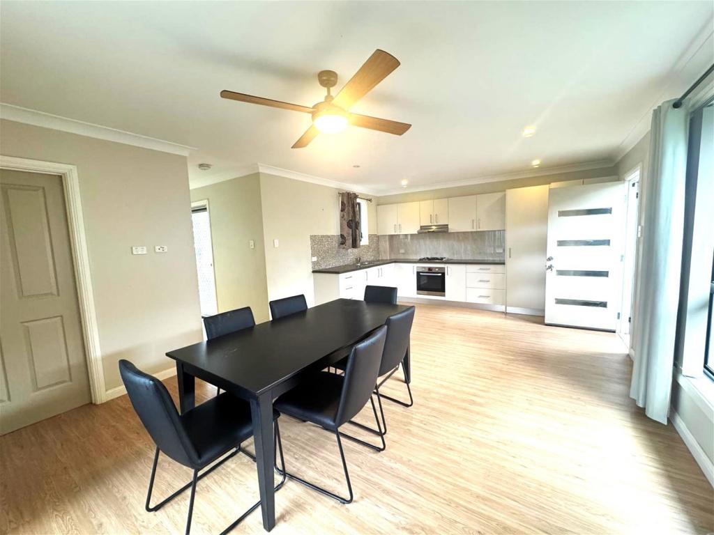 A/8 Falcon Pl, Ingleburn, NSW 2565