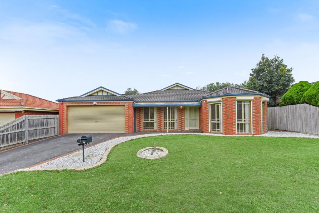 19 Glenisla Way, Berwick, VIC 3806