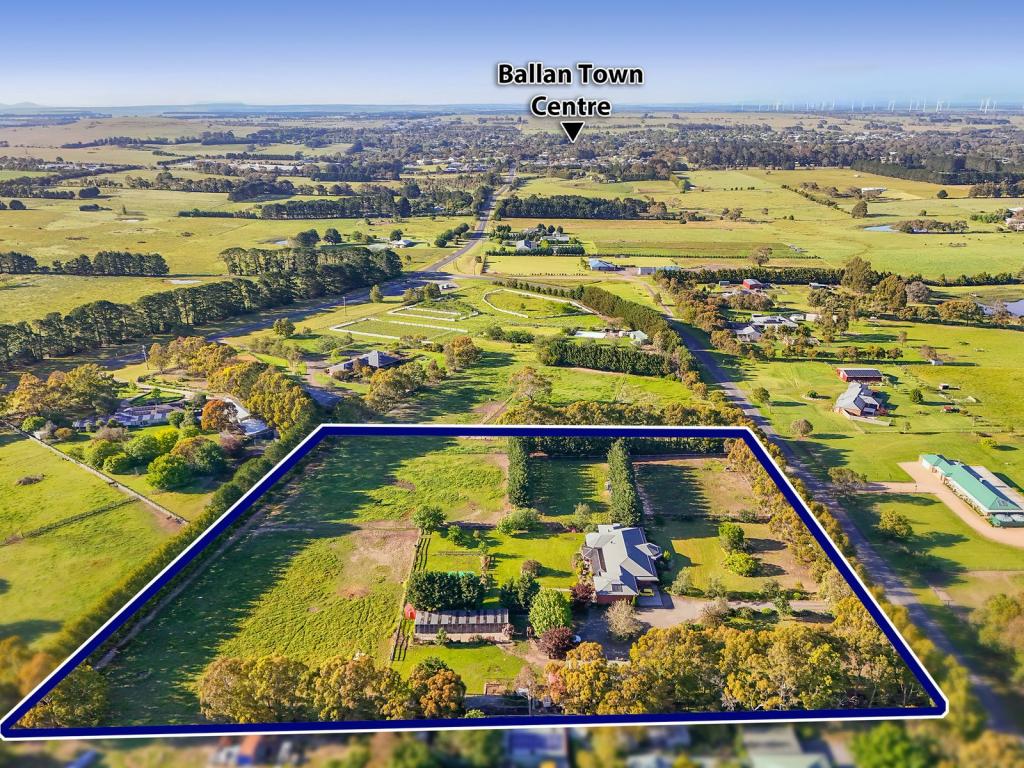 50 Blakeville Rd, Ballan, VIC 3342