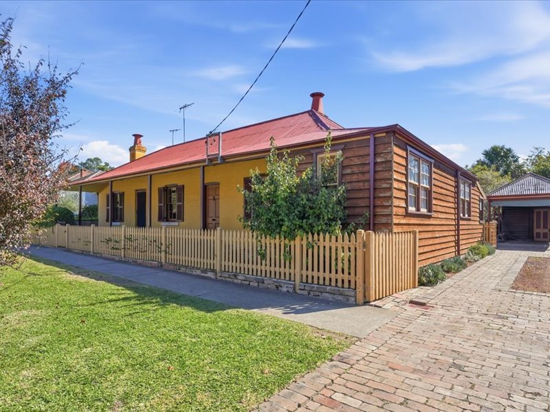 17 Mitchell St, Camden, NSW 2570