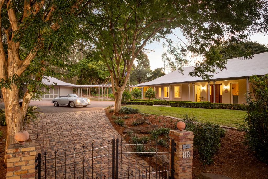 88 Primley St, Pullenvale, QLD 4069