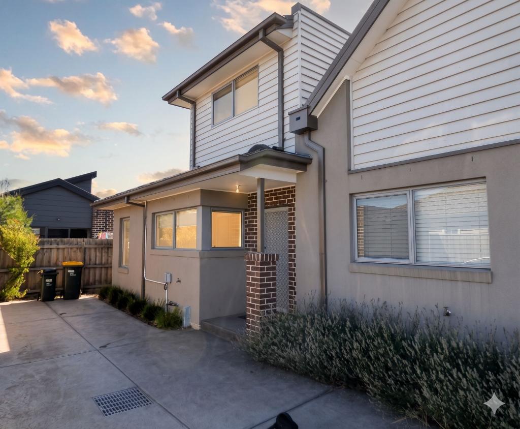 2/10 TOVEY ST, RESERVOIR, VIC 3073