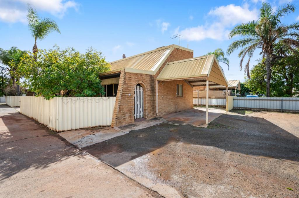 1/4 Carrington St, South Kalgoorlie, WA 6430