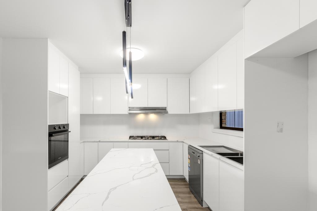 14 CARMEN CRES, CHERRYBROOK, NSW 2126