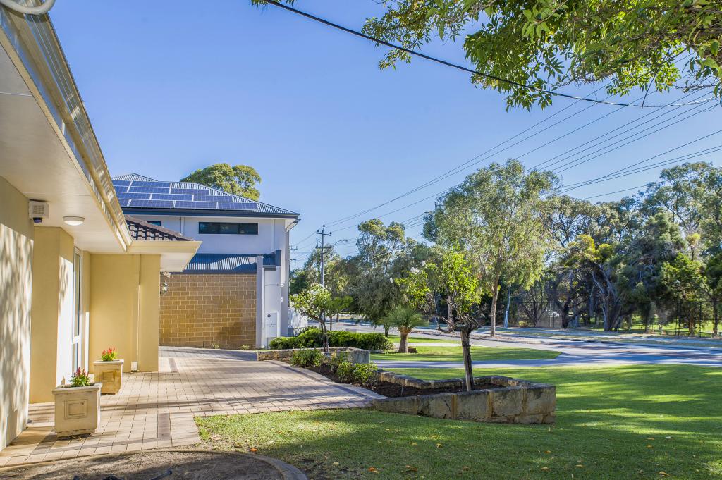 123 Milverton Ave, Karrinyup, WA 6018