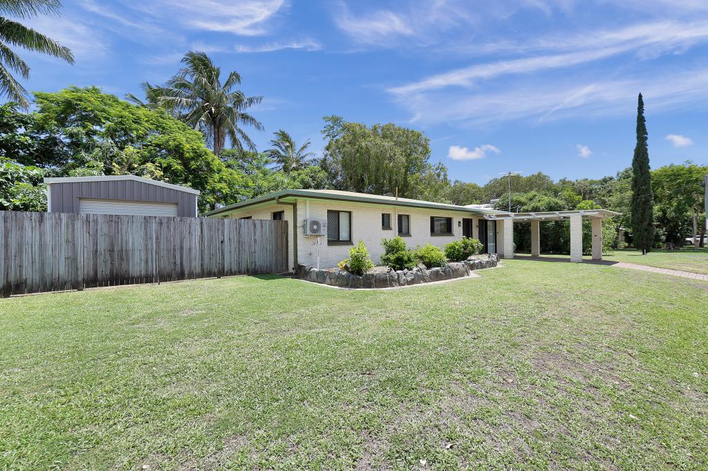 12 Blacks Beach Rd, Blacks Beach, QLD 4740