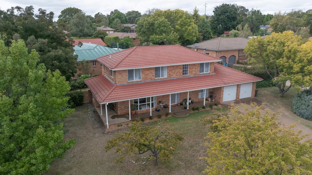 1 Joanne Pl, Orange, NSW 2800