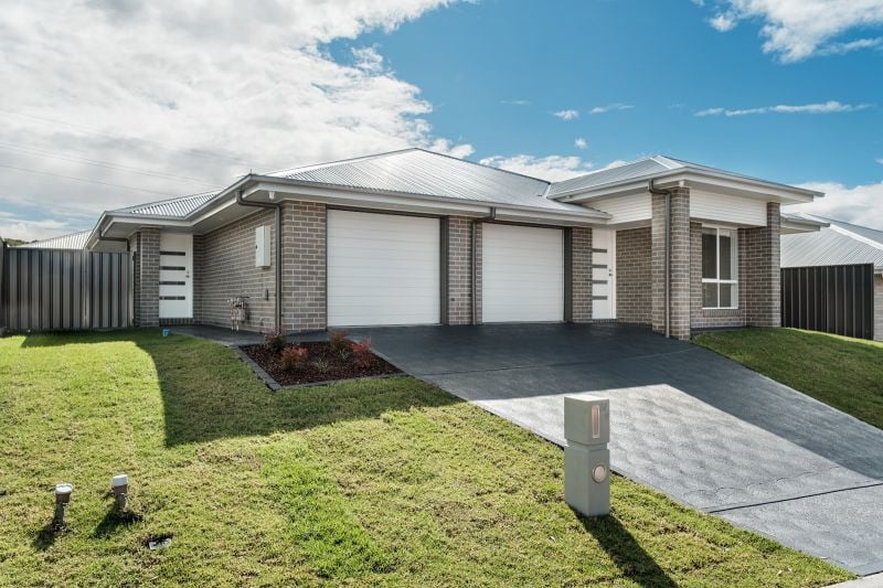 1&2/9 Silver Gum Cct, Edgeworth, NSW 2285