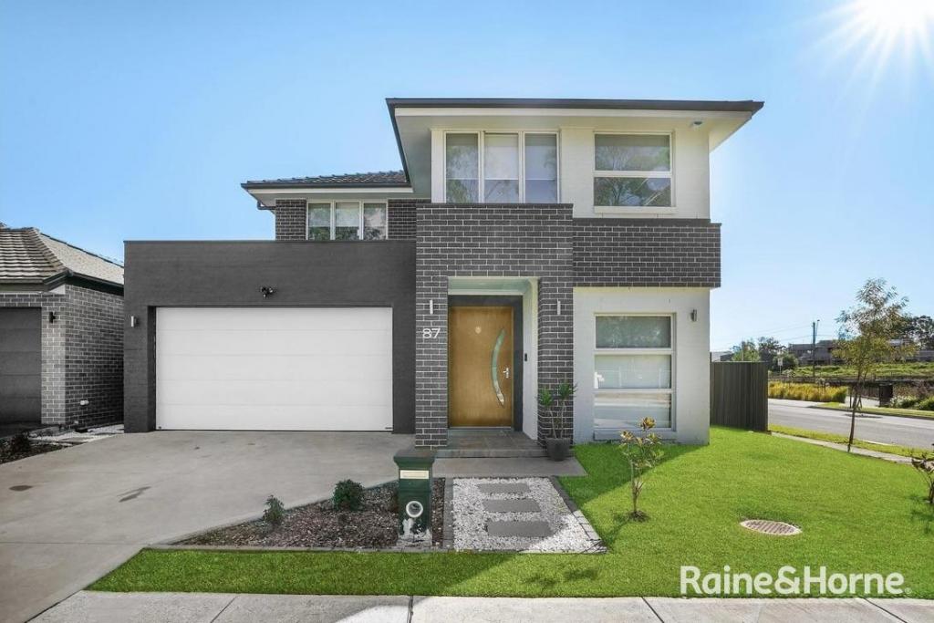 87 PIMELEA AVE, DENHAM COURT, NSW 2565