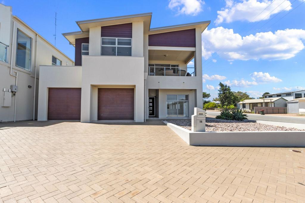 12 Marine Pde, Moonta Bay, SA 5558