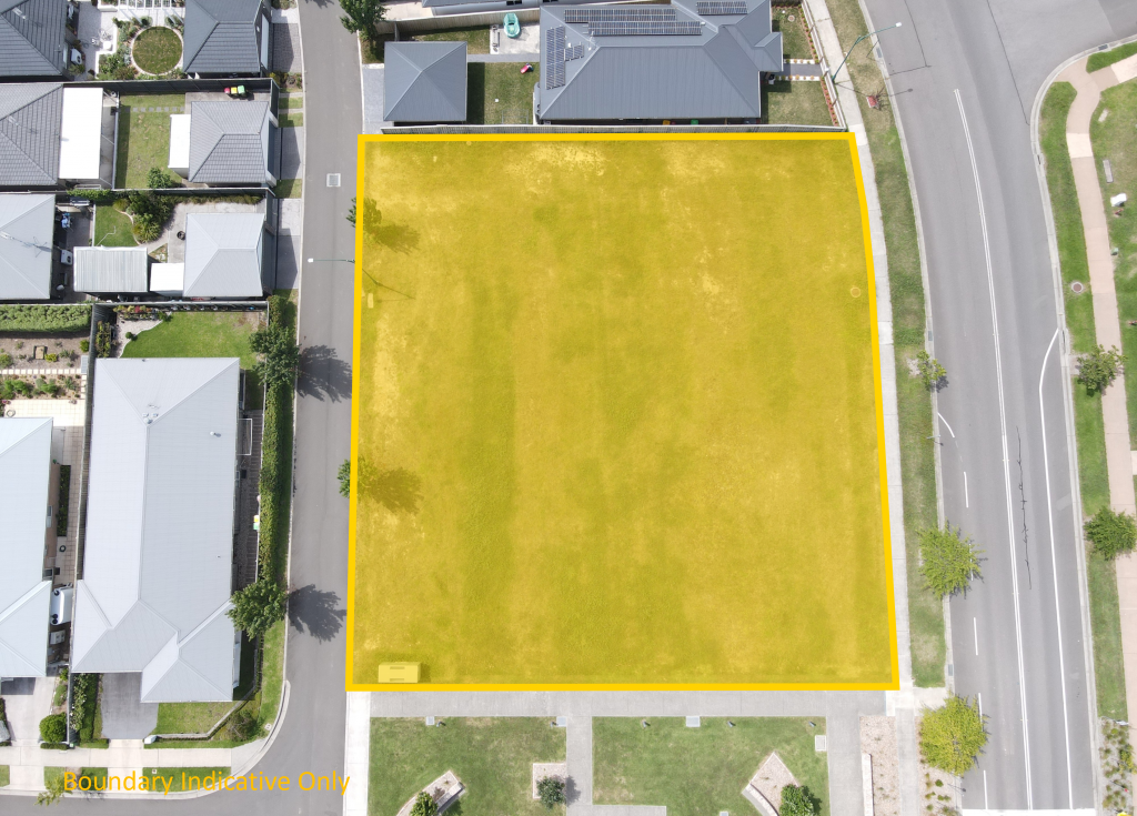 51 RENWICK DR, RENWICK, NSW 2575