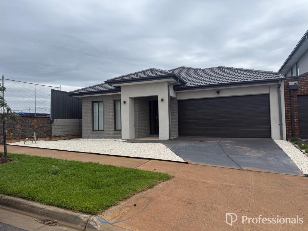 30 WEYBA ST, TRUGANINA, VIC 3029