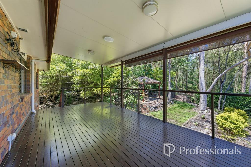 19 Tombondan Cres, Ferny Hills, QLD 4055