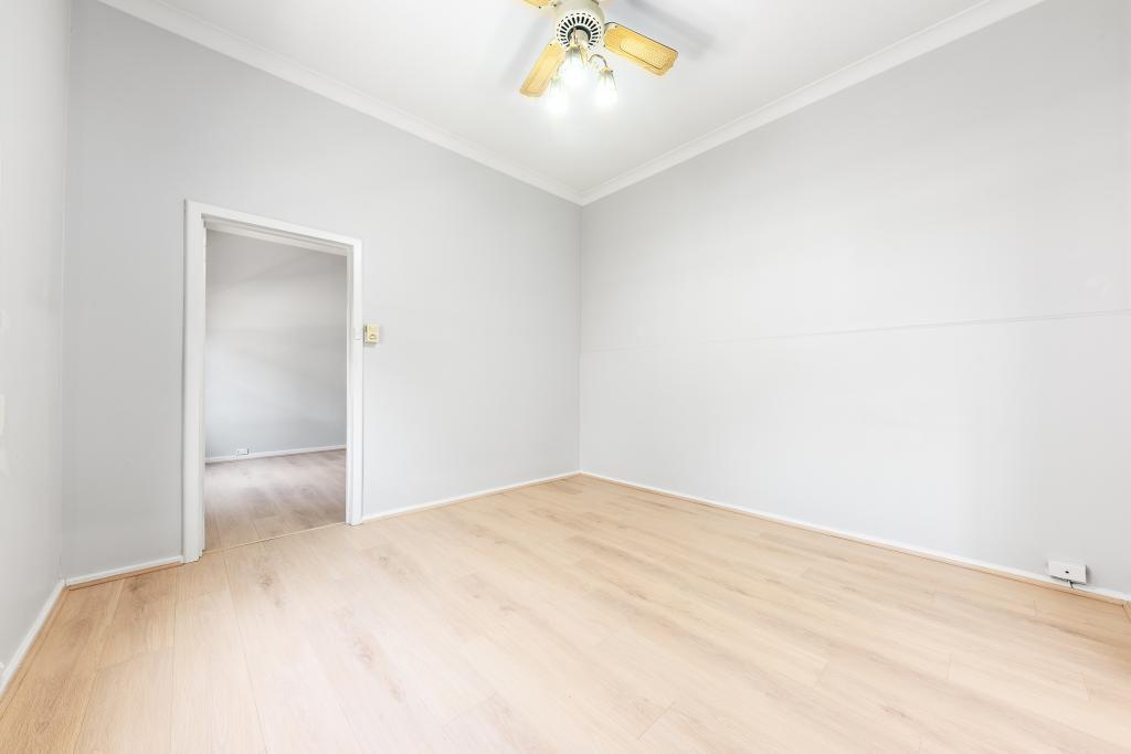 2/93 King St, Canterbury, NSW 2193