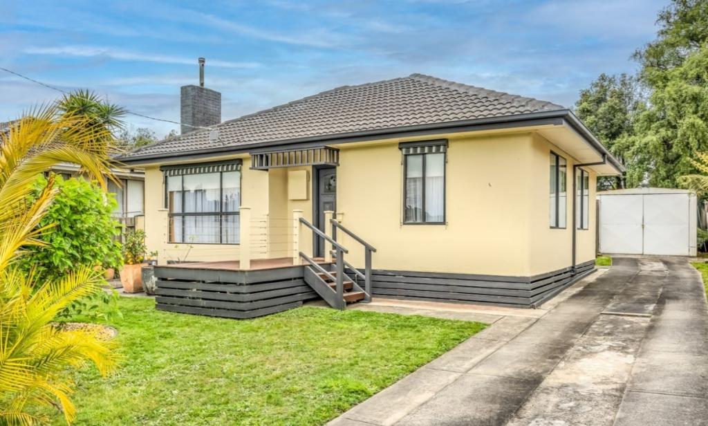 73 Margaret St, Moe, VIC 3825