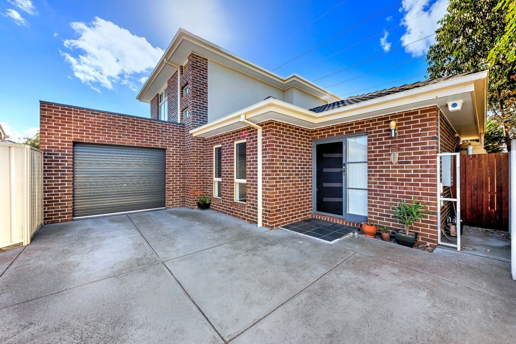 2/120 Oleander Dr, St Albans, VIC 3021