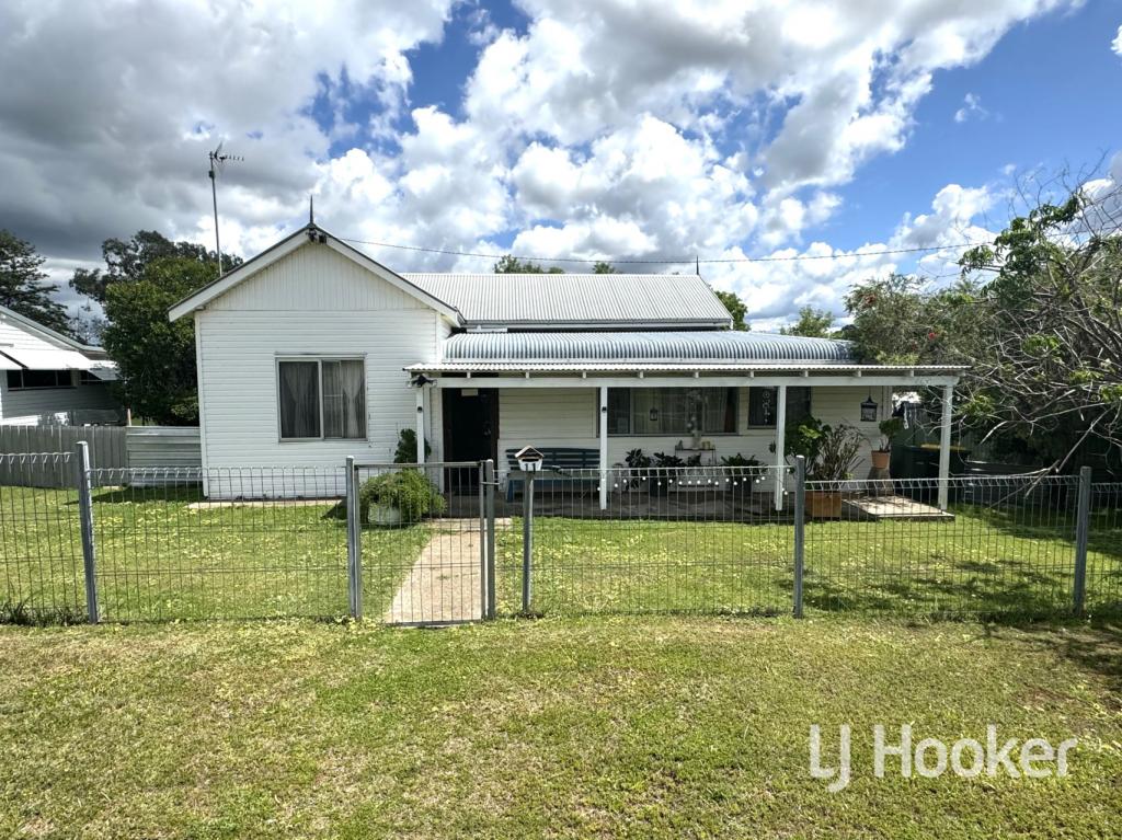 11 Bukkulla St, Ashford, NSW 2361